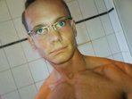 Boris likes to meet new guys and is always horny. His chat room is always fun and hot!